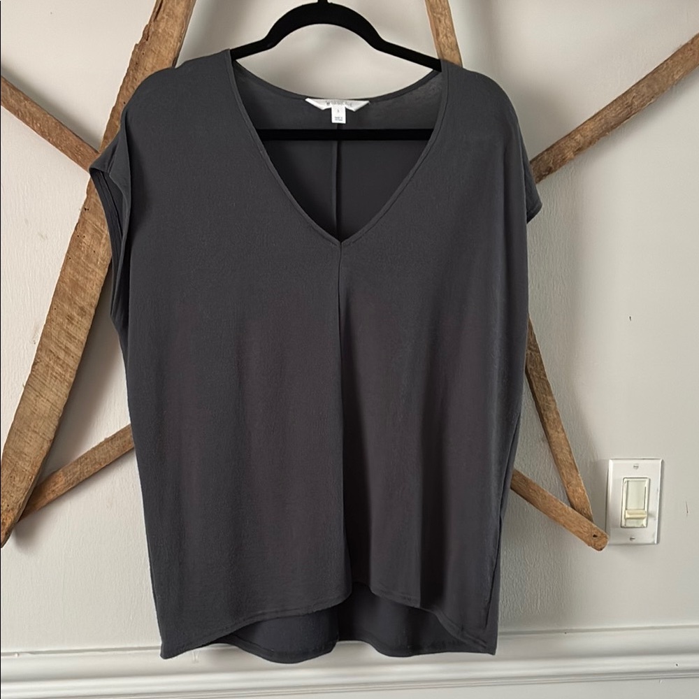 Market & Spruce Gray Short Sleeve Relaxed Capped Sleeve Tank Top